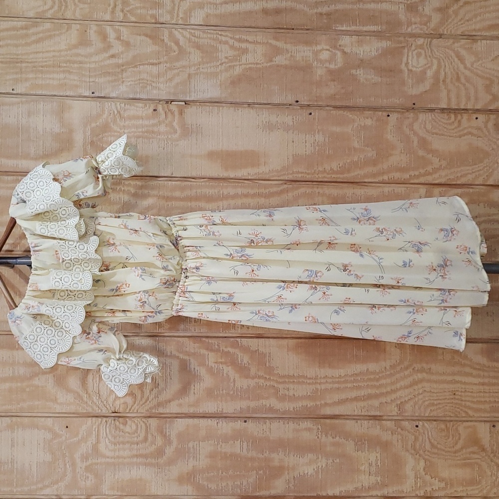 Zola Yellow Floral Cottagecore Embroidered Lace Ruffle Dress Size XS